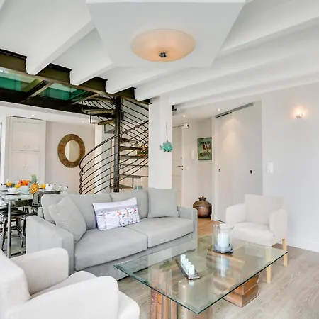 Duplex Chroma - Welkeys Apartment *